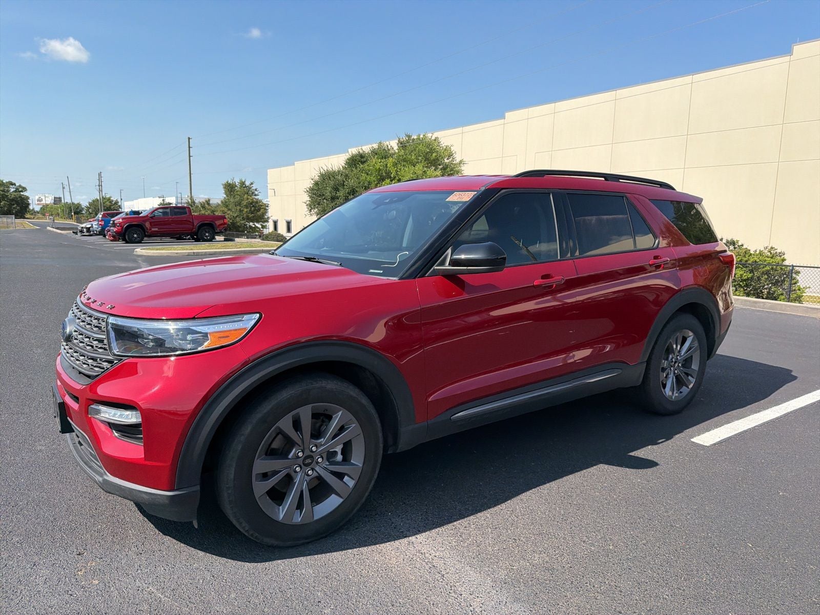 2024 Ford Explorer XLT