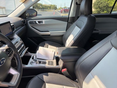 2024 Ford Explorer XLT