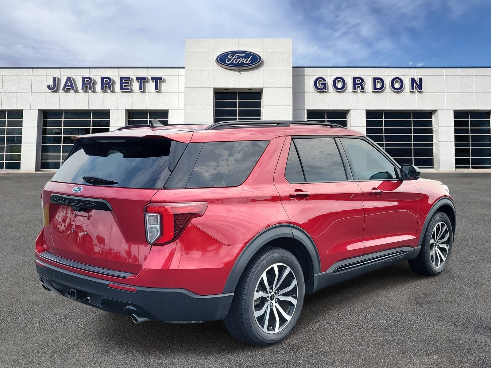 2022 Ford Explorer ST-Line