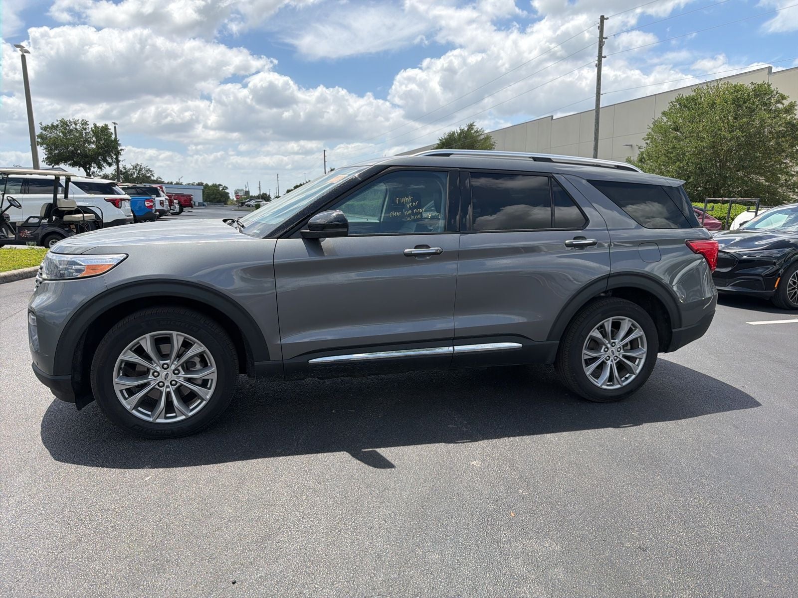 2023 Ford Explorer Limited
