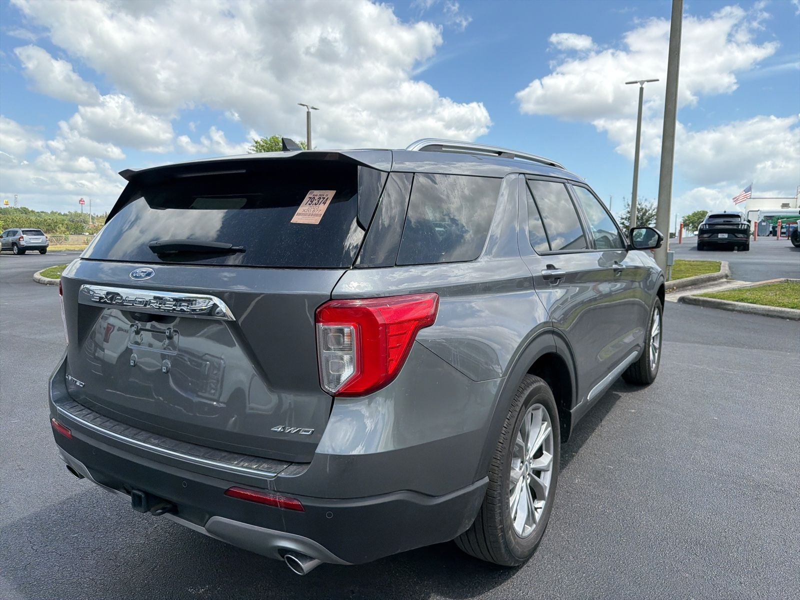 2023 Ford Explorer Limited