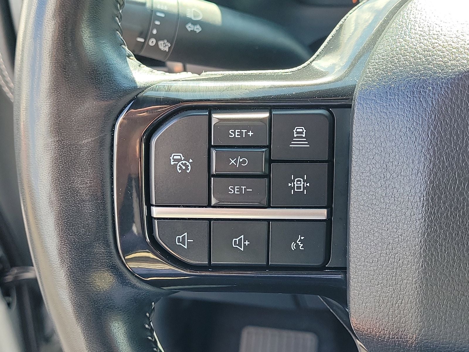 2023 Ford F-150 Lightning Platinum