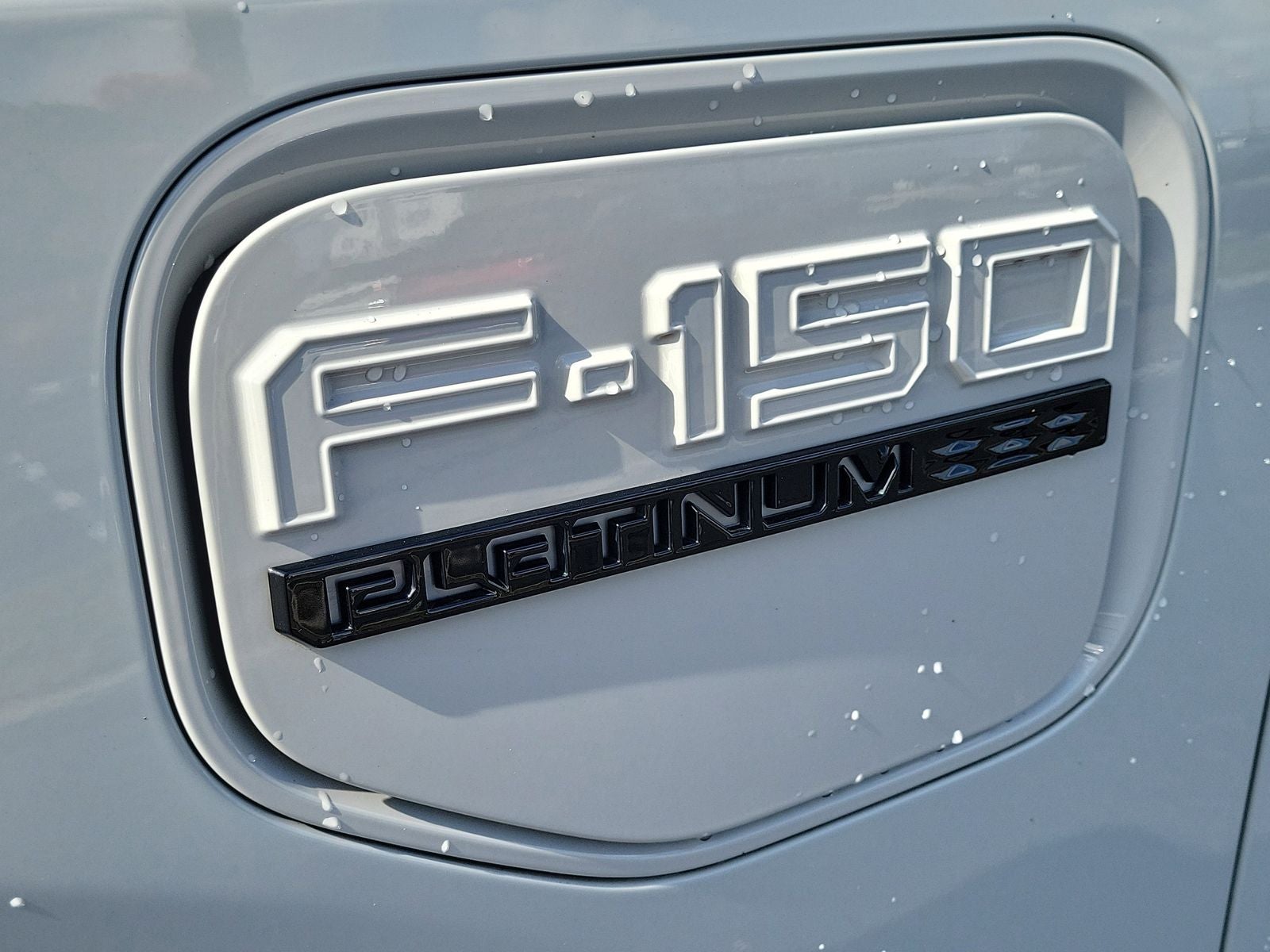 2023 Ford F-150 Lightning Platinum