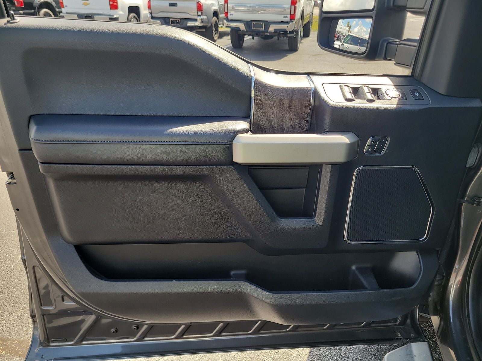 2017 Ford F-250SD Lariat