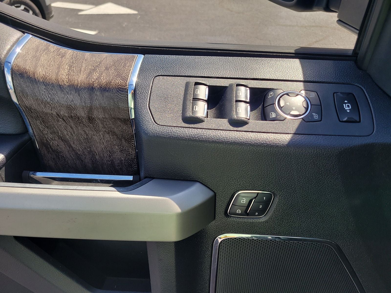2017 Ford F-250SD Lariat