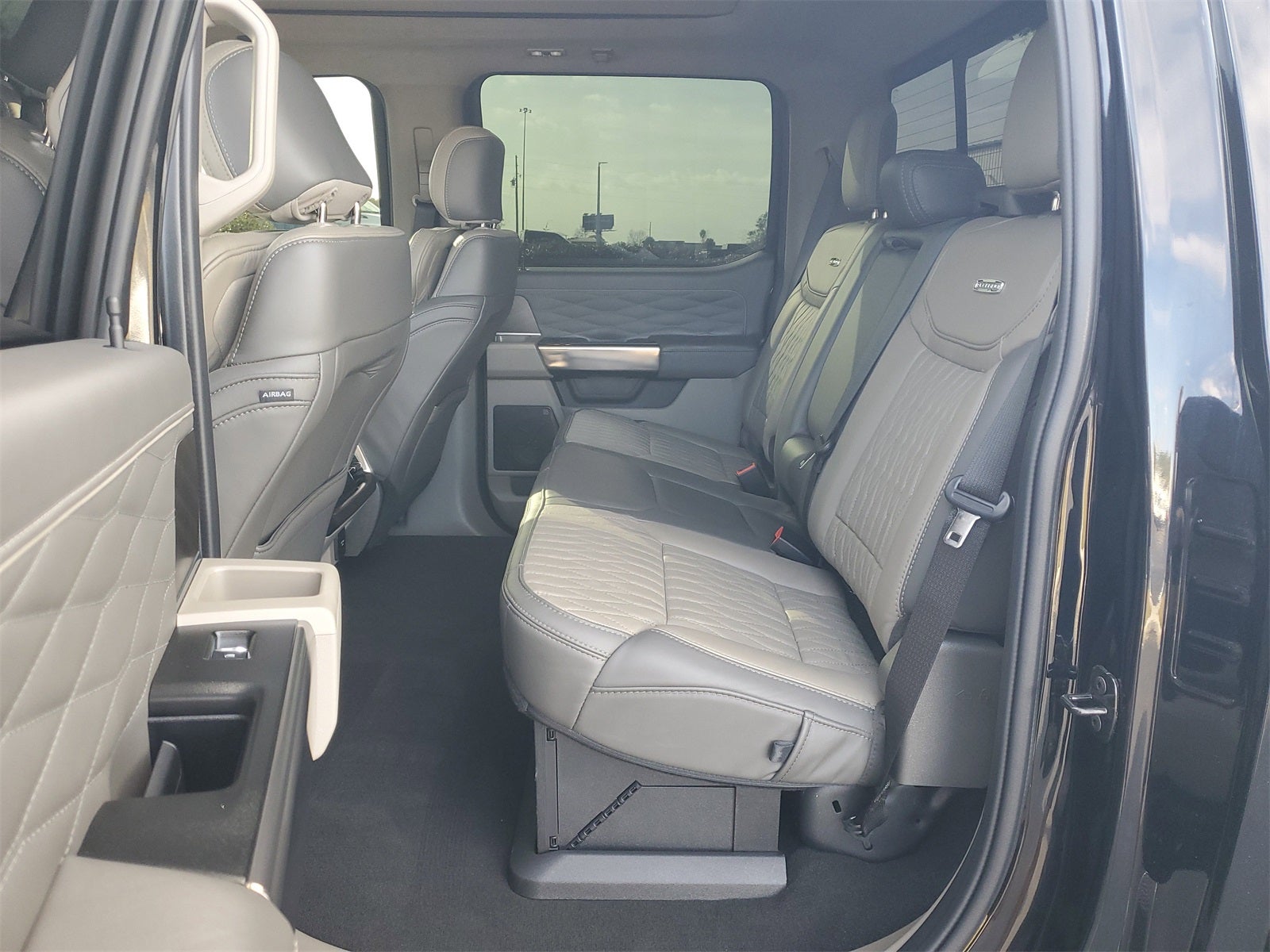 2025 Ford F-250SD Platinum