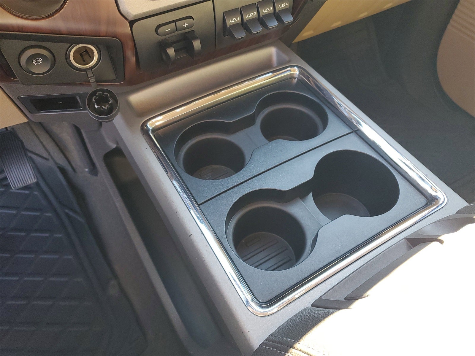 2016 Ford F-350SD Lariat DRW