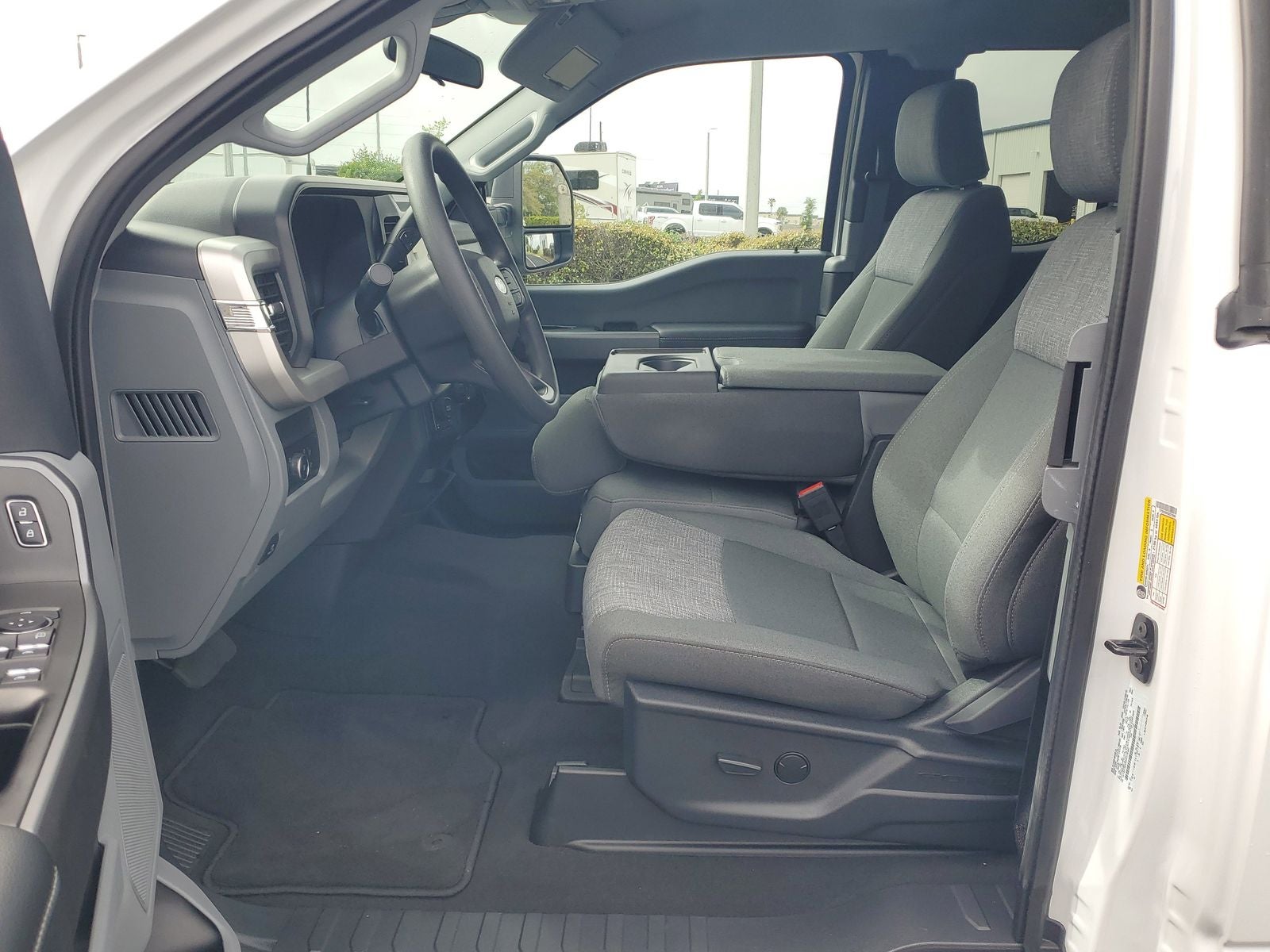 2025 Ford F-350SD XLT