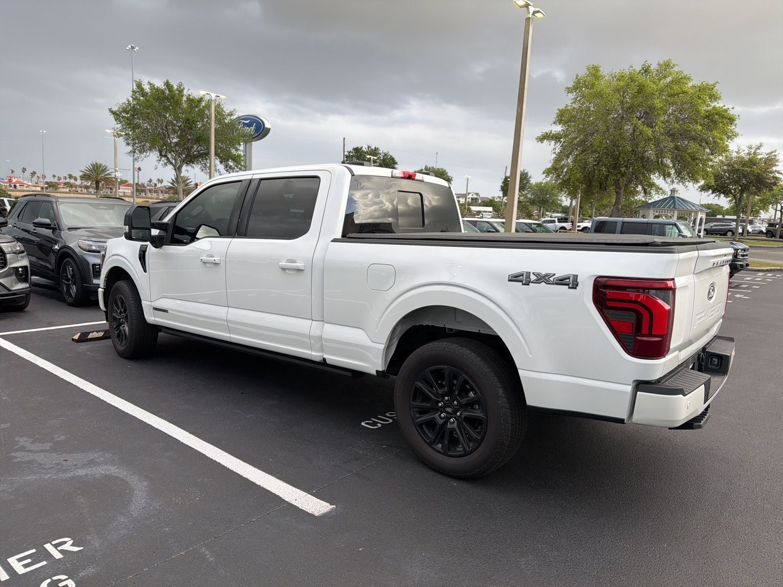 2025 Ford F-150 Platinum
