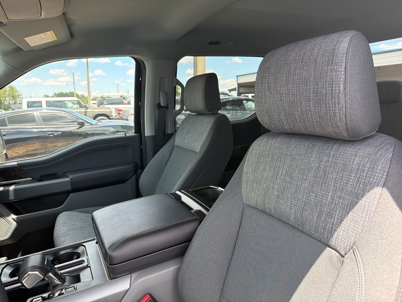 2023 Ford F-150 Lightning XLT