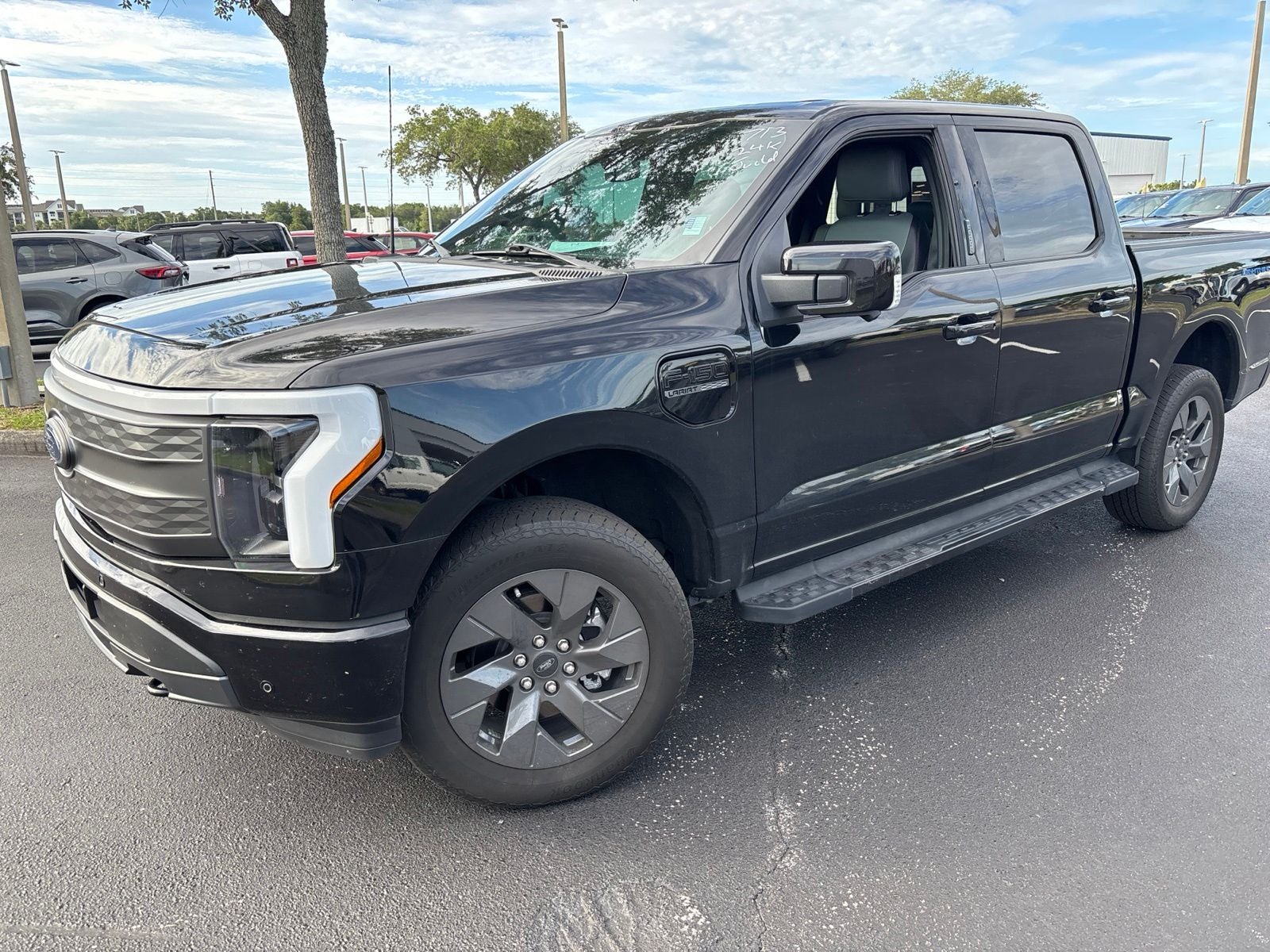 2023 Ford F-150 Lightning Lariat