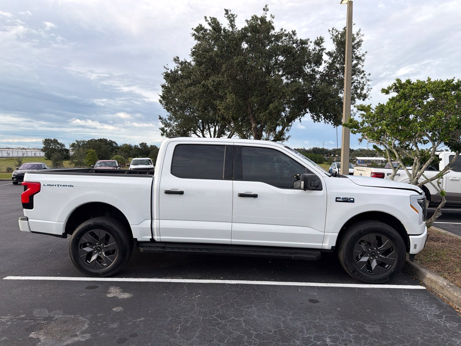 2024 Ford F-150 Lightning XLT