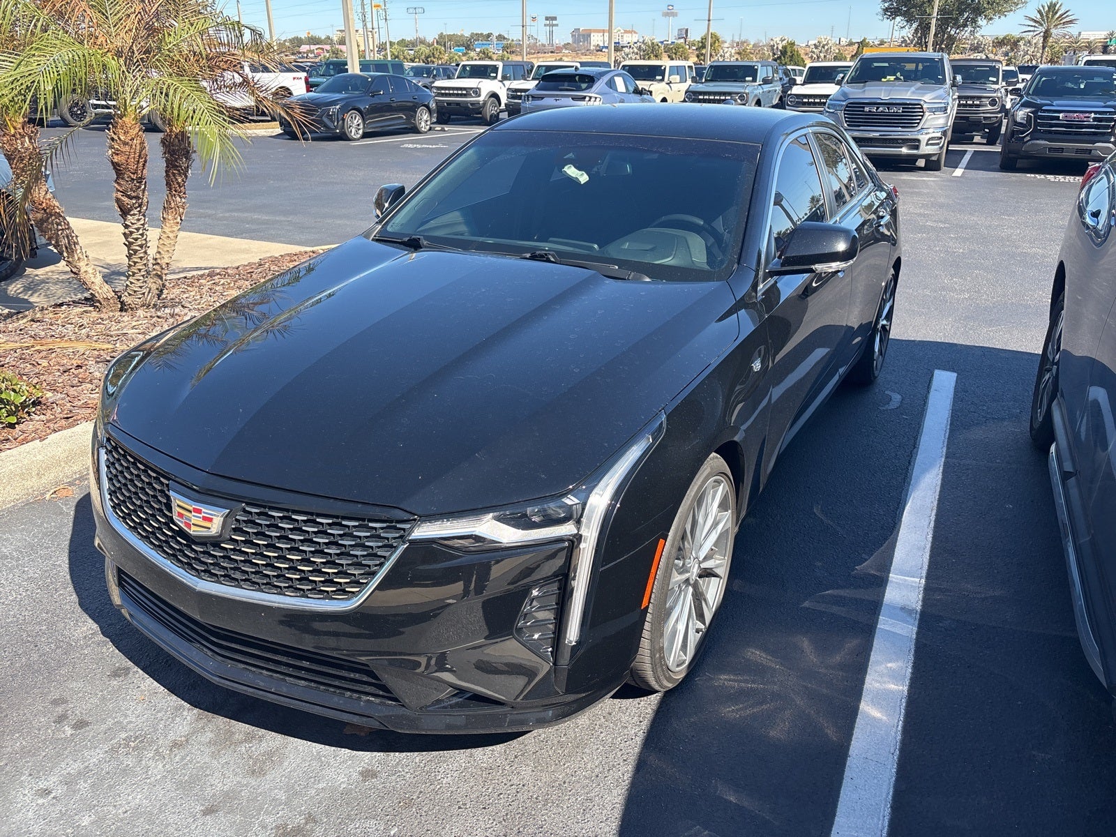 2023 Cadillac CT4 Luxury