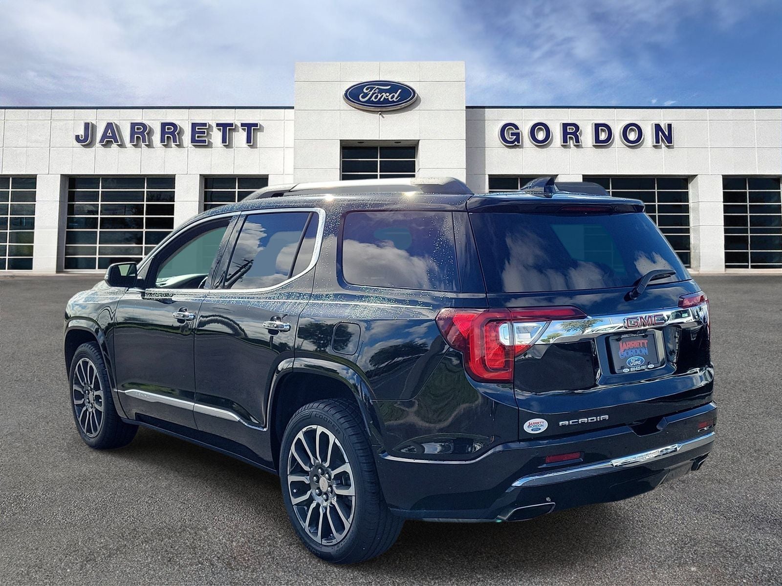 2020 GMC Acadia Denali