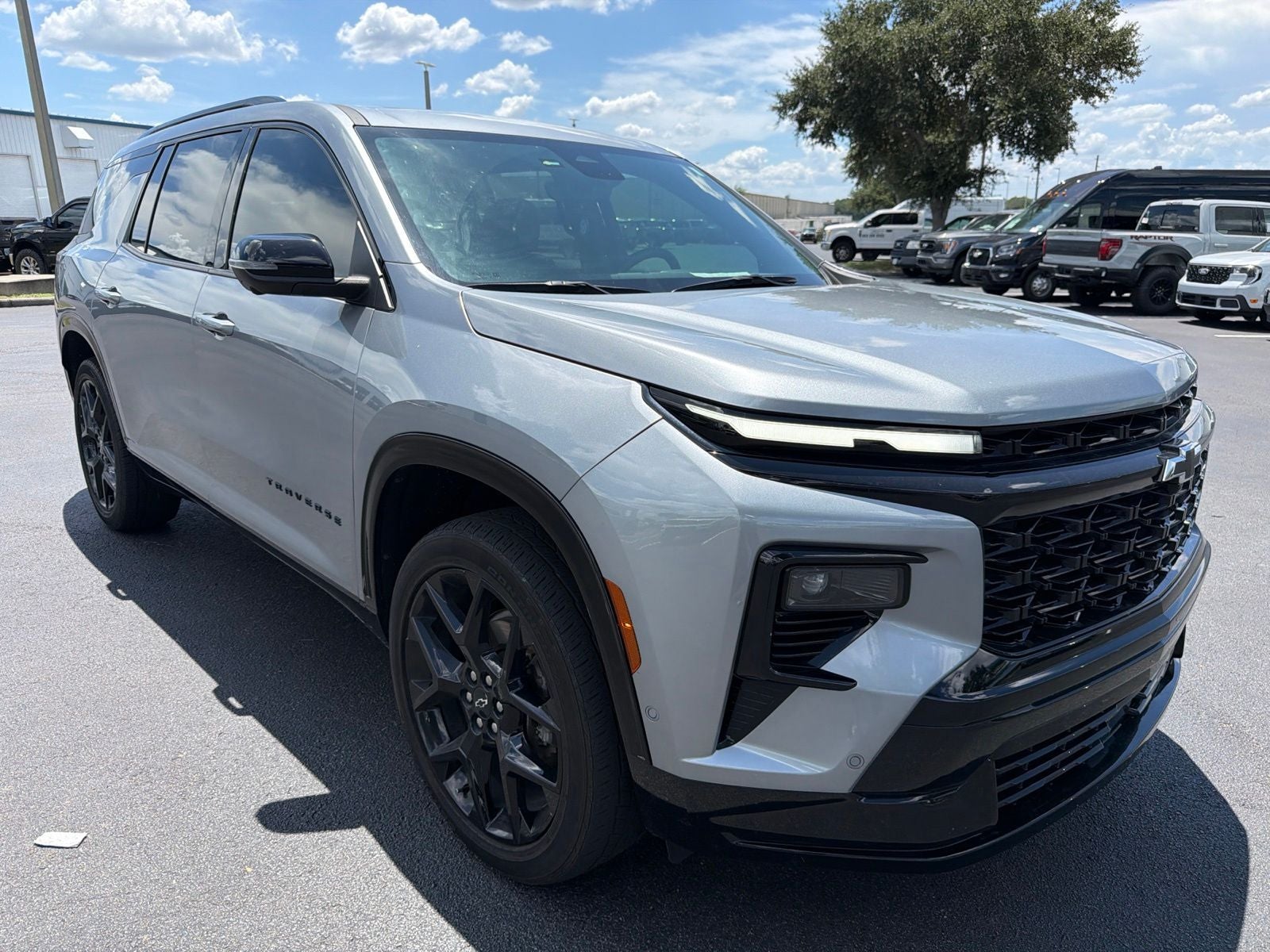 2024 Chevrolet Traverse RS