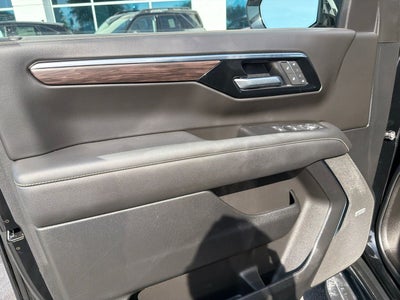 2025 Chevrolet Suburban Premier