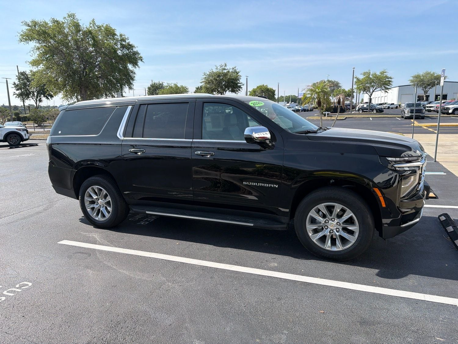 2025 Chevrolet Suburban Premier