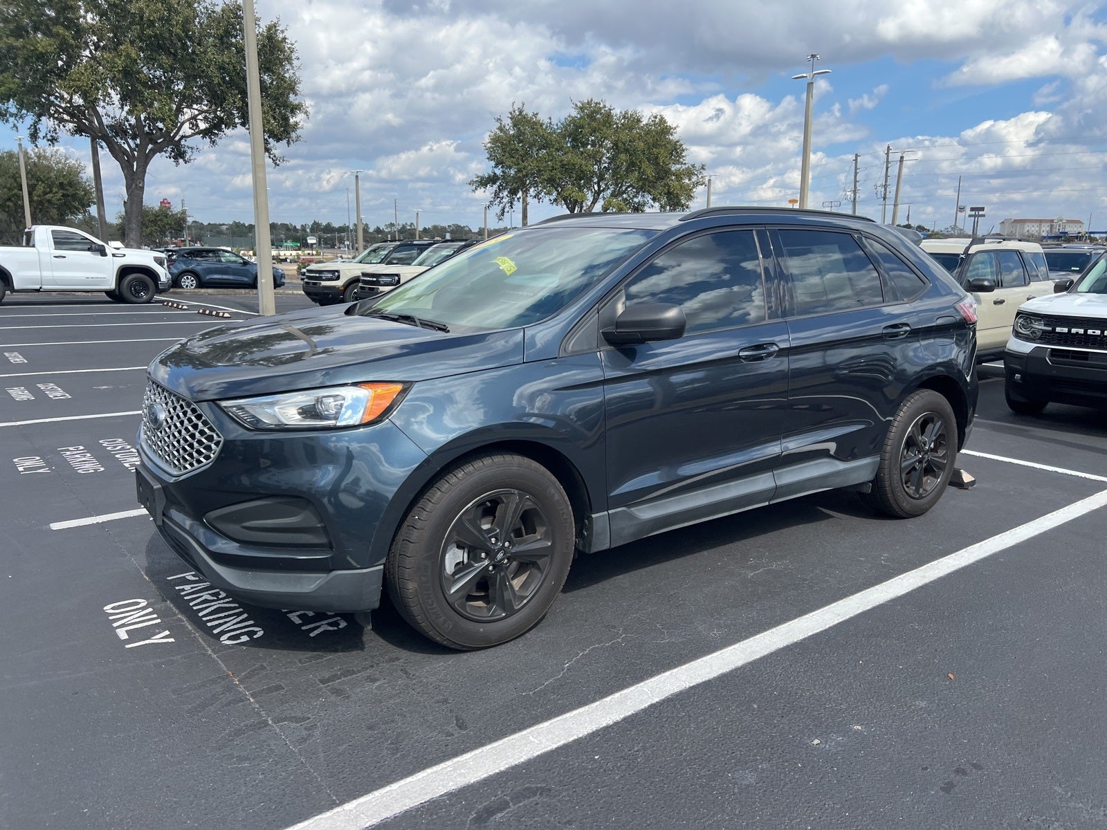 2024 Ford Edge SE