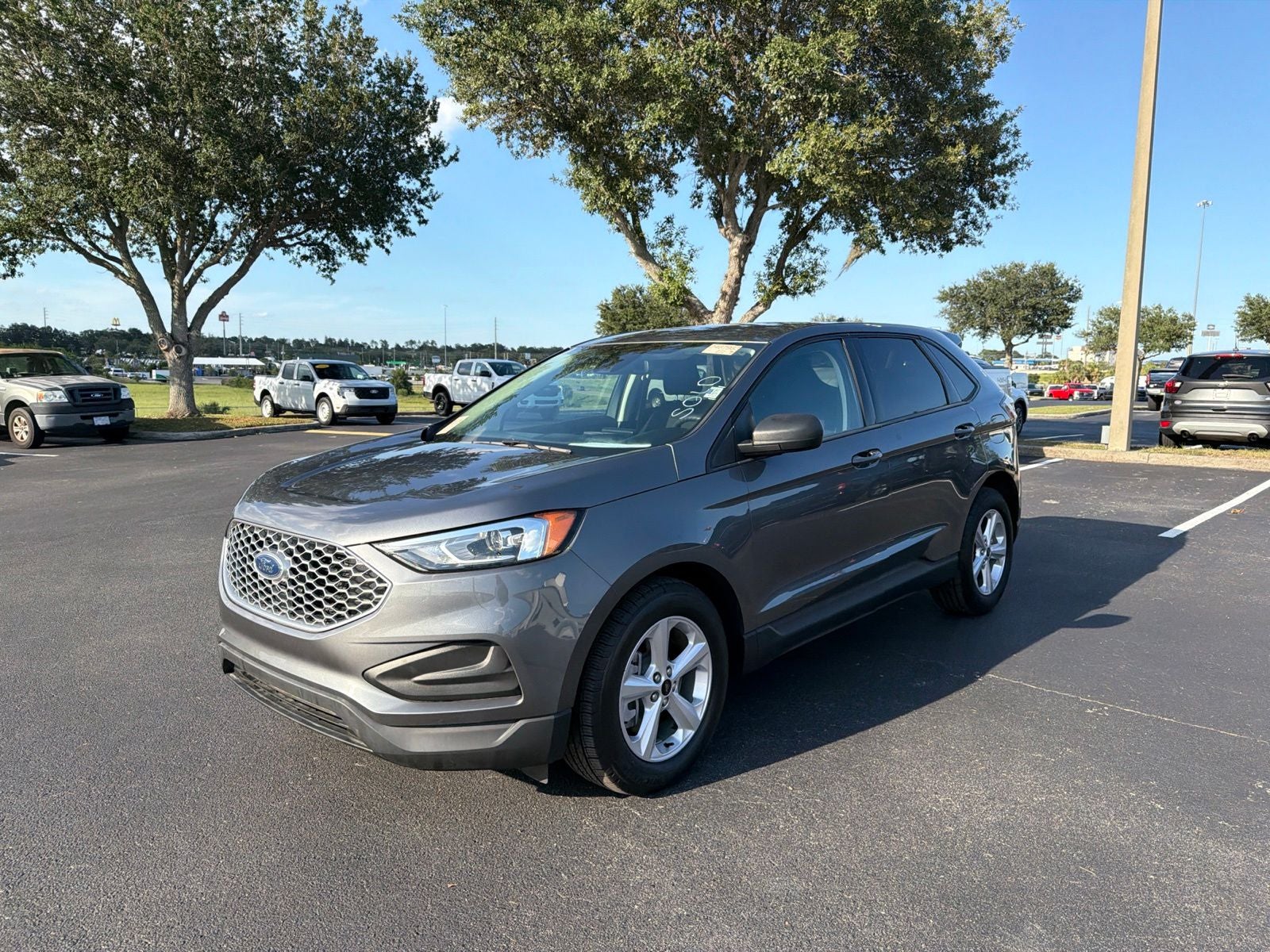 2024 Ford Edge SE
