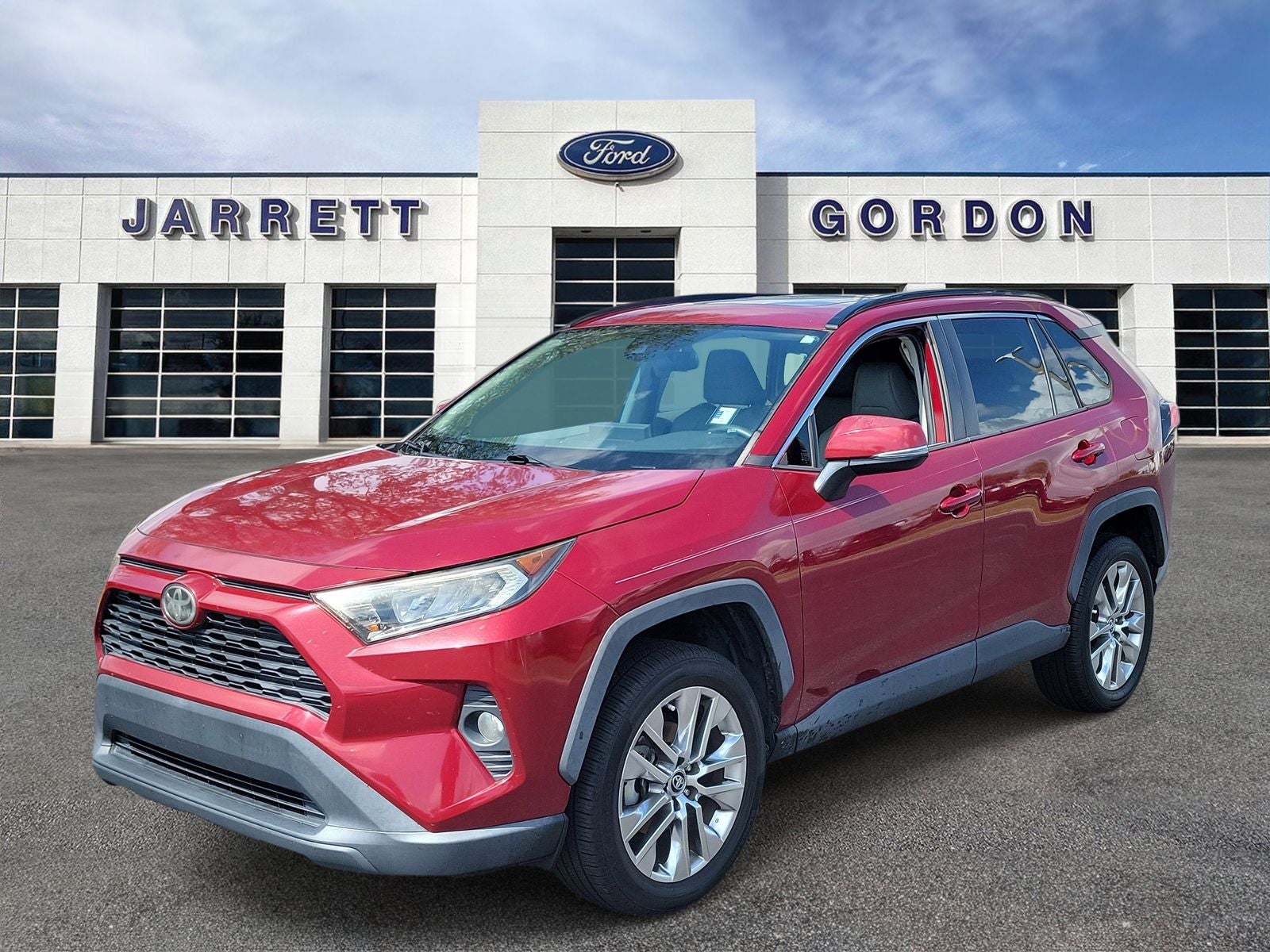 2019 Toyota RAV4 XLE Premium