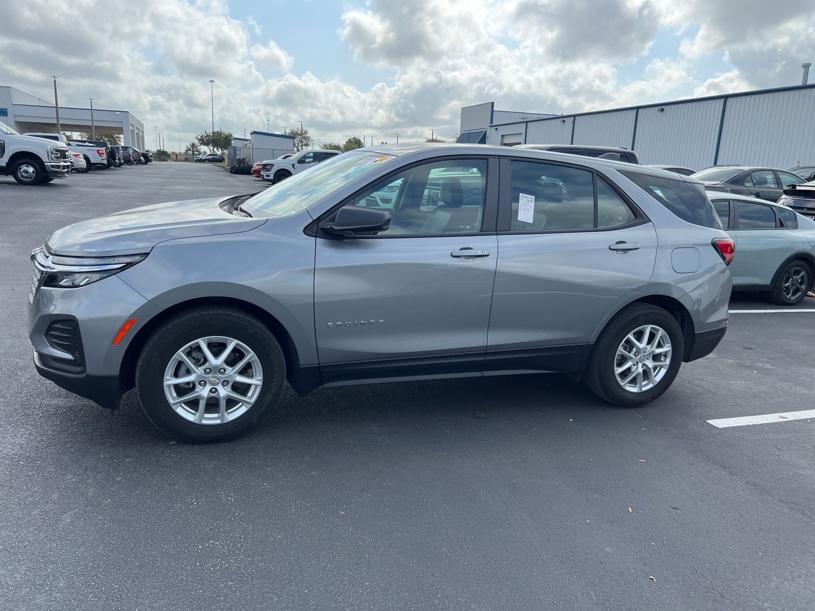 2024 Chevrolet Equinox LS