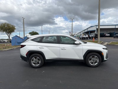 2025 Hyundai Tucson SE