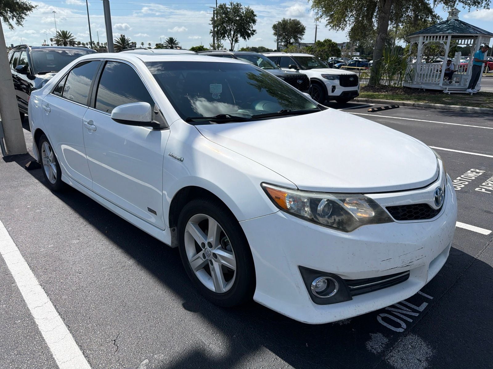 2014 Toyota Camry Hybrid SE Limited Edition