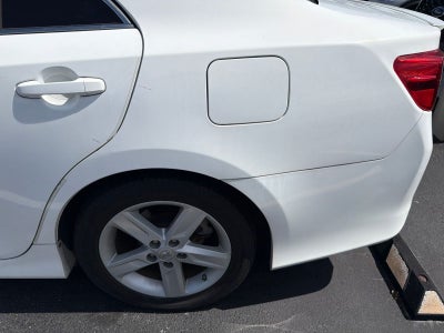 2014 Toyota Camry Hybrid SE Limited Edition
