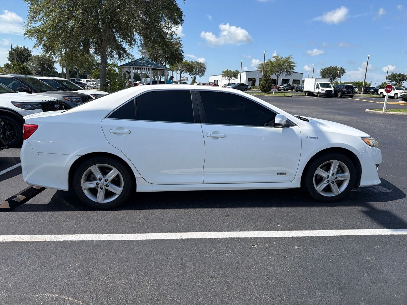 2014 Toyota Camry Hybrid SE Limited Edition