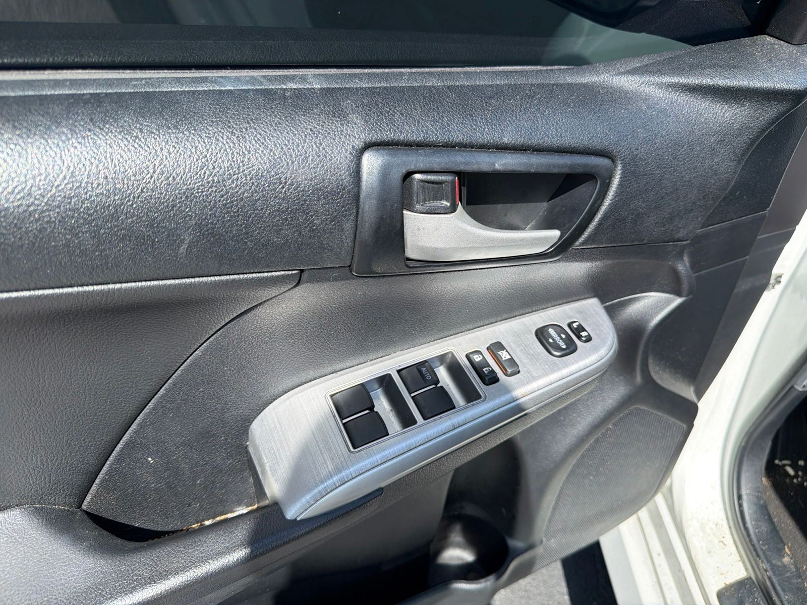 2014 Toyota Camry Hybrid SE Limited Edition