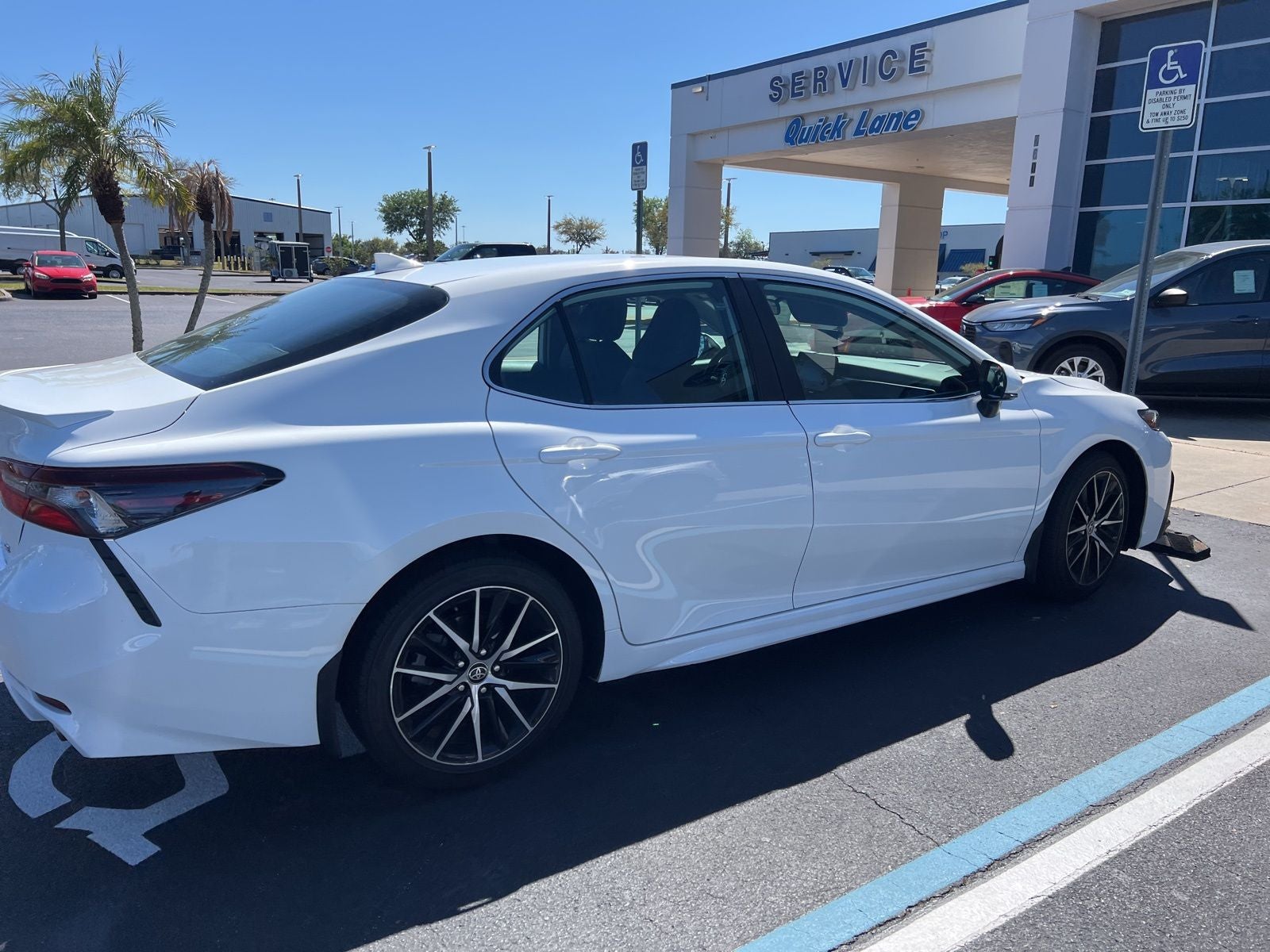 2023 Toyota Camry SE