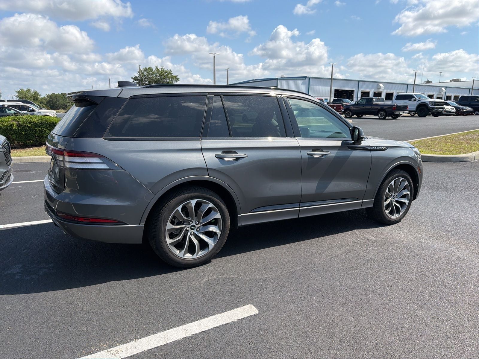 2025 Lincoln Aviator Premiere