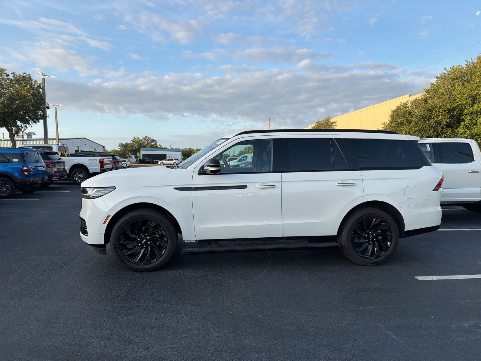 2025 Lincoln Navigator Reserve