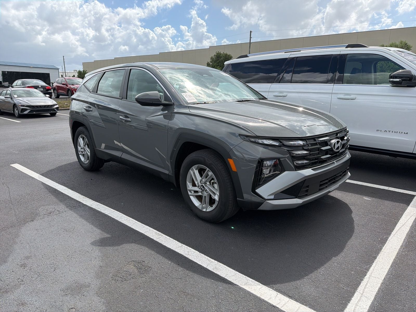 2025 Hyundai Tucson SE