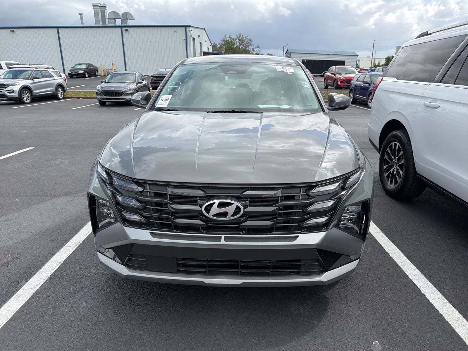 2025 Hyundai Tucson SE