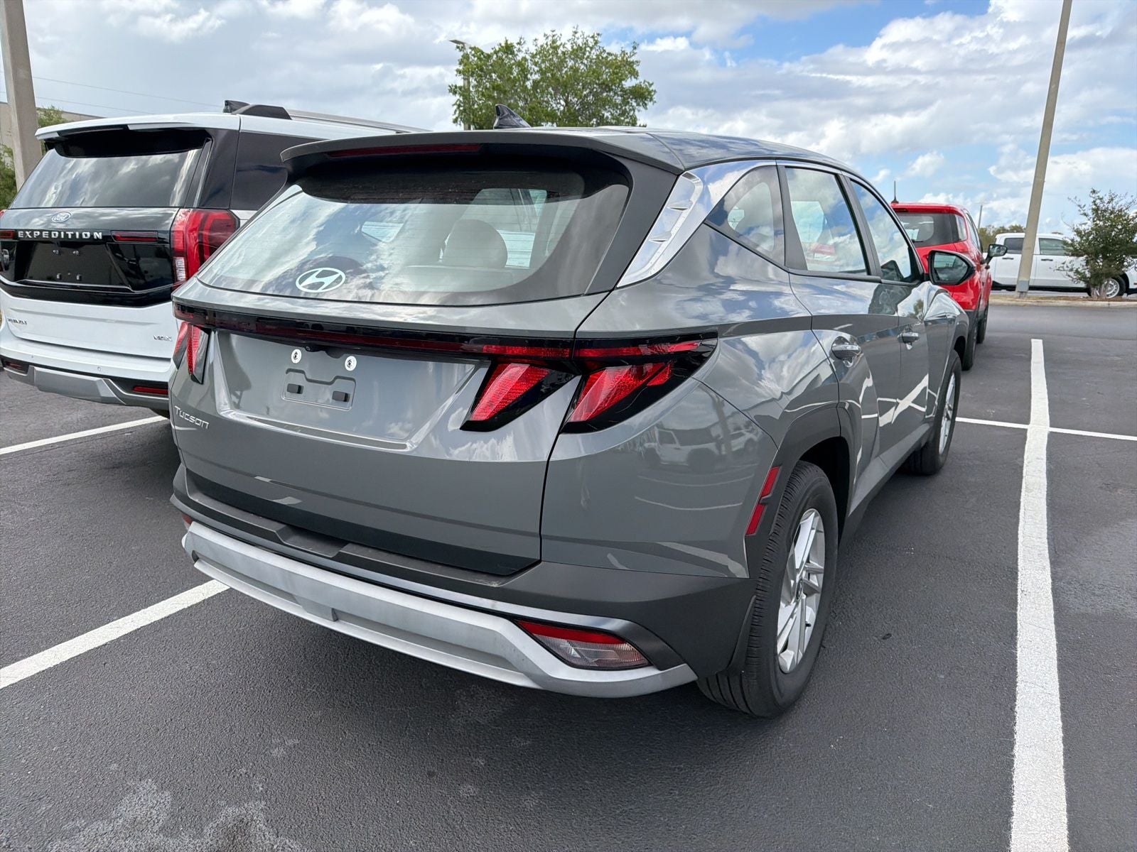 2025 Hyundai Tucson SE