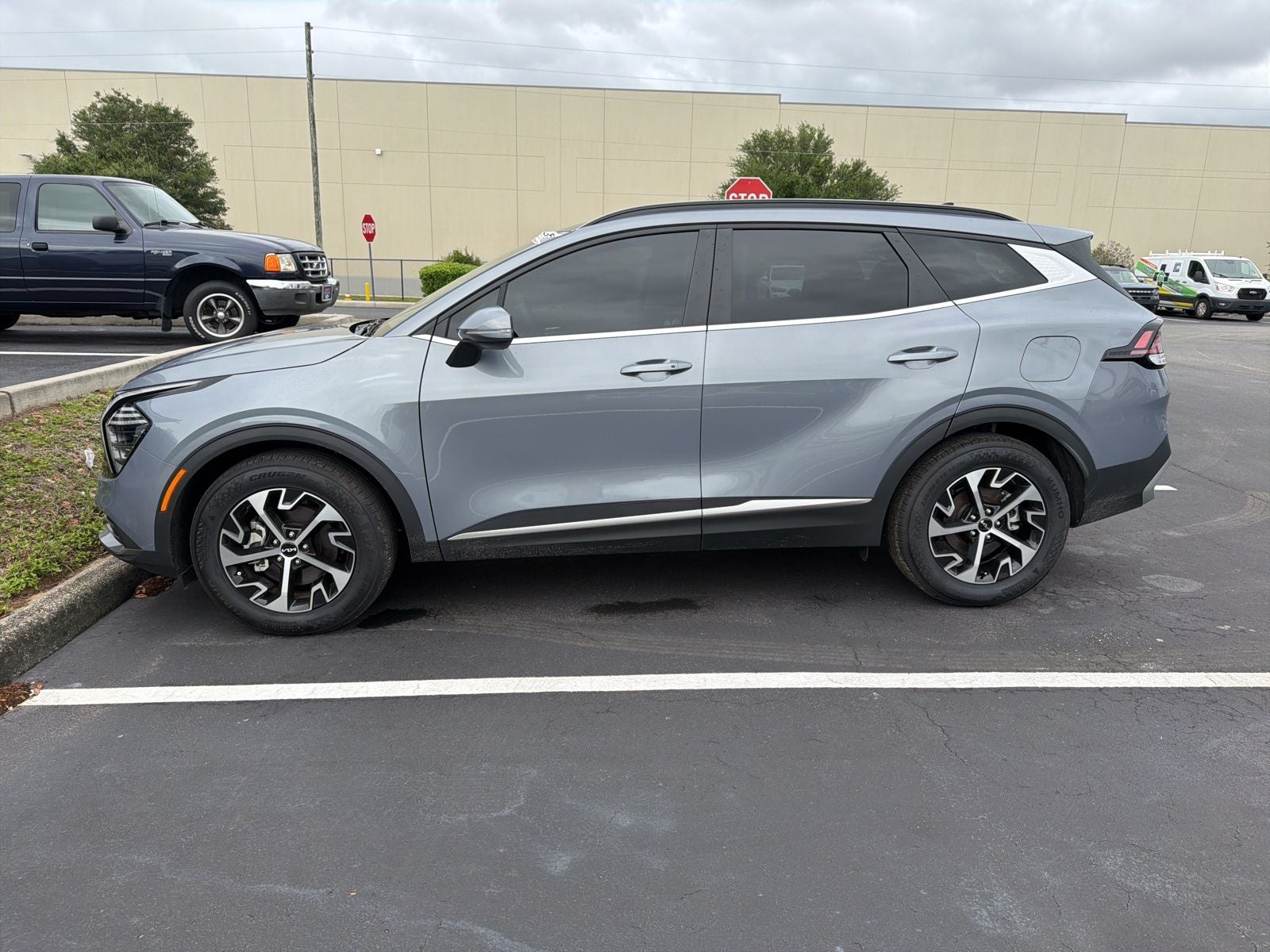 2025 Kia Sportage EX