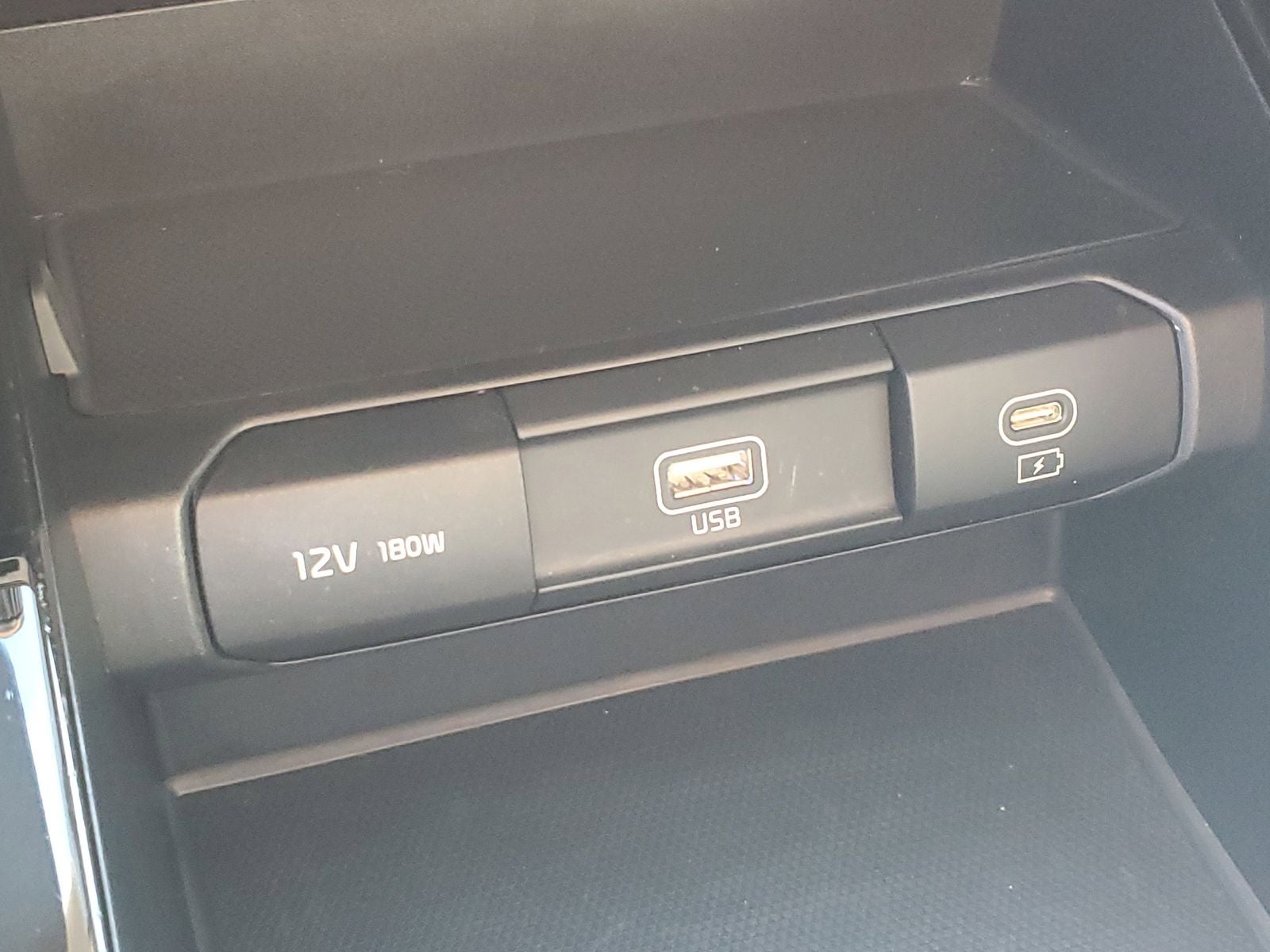 2024 Kia Telluride LX