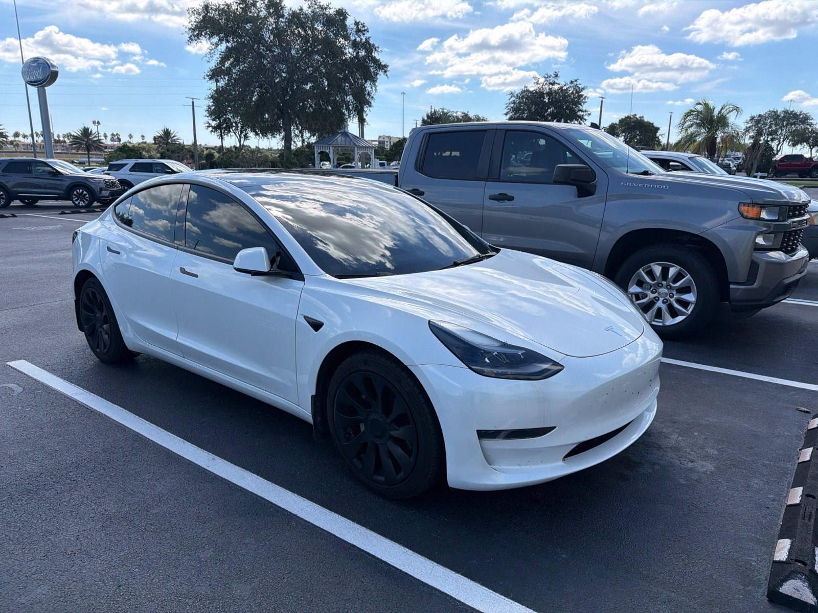 2023 Tesla Model 3 Base