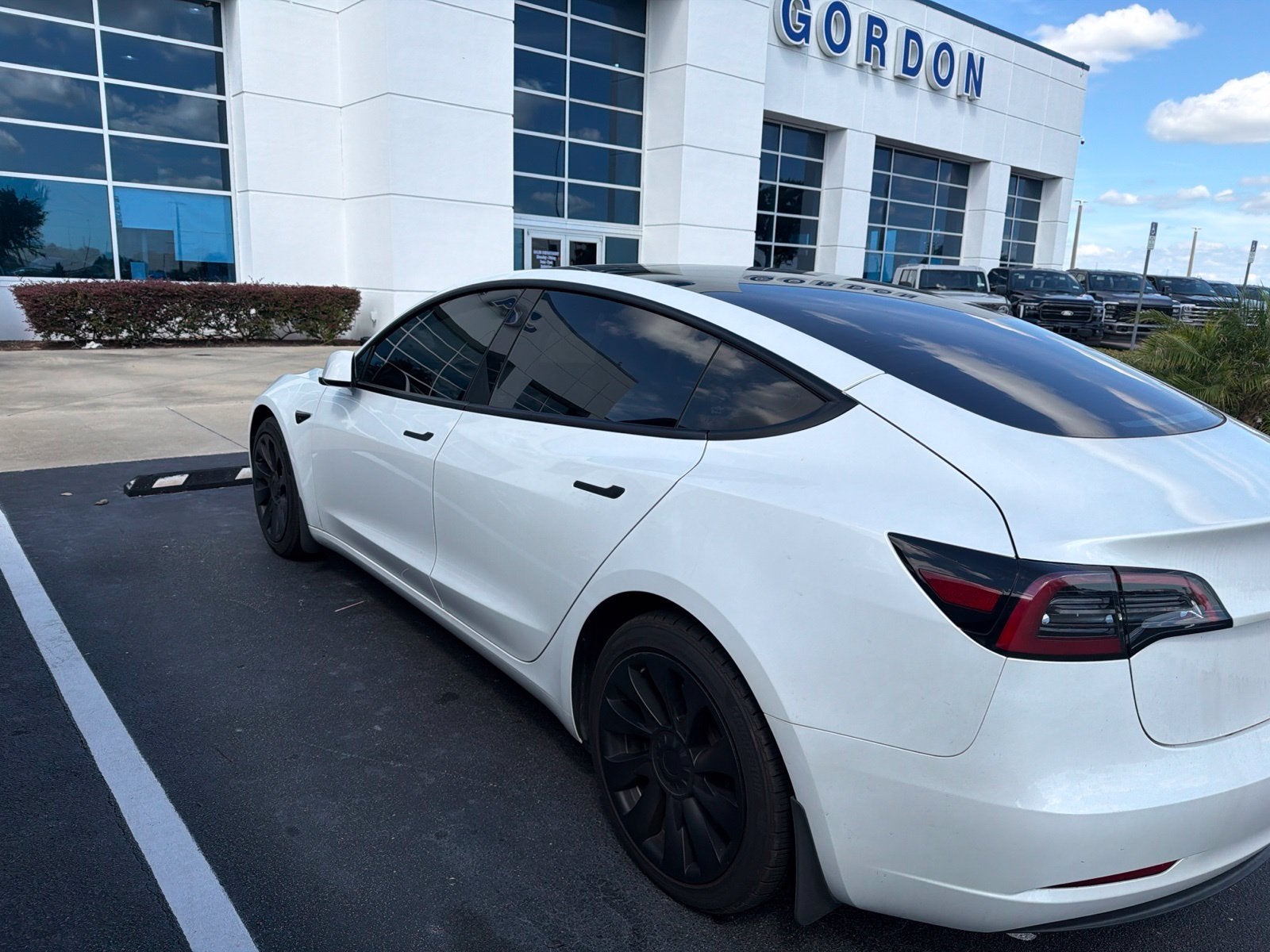 2023 Tesla Model 3 Base