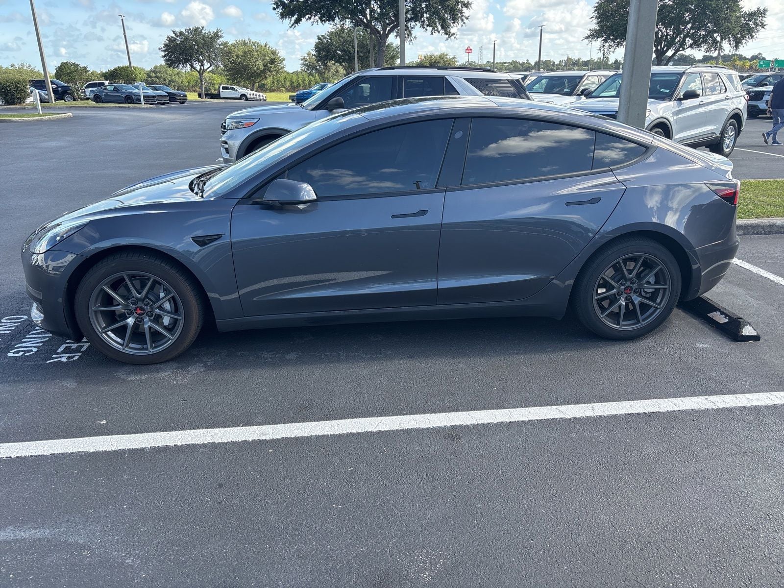 2023 Tesla Model 3 Base
