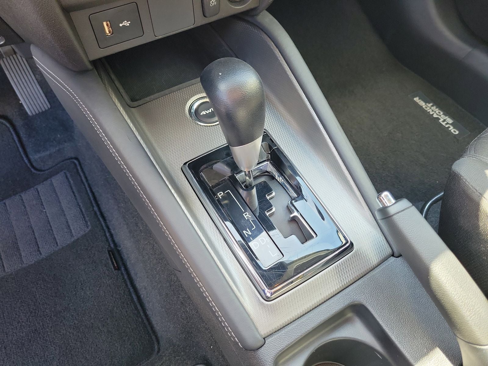 2025 Mitsubishi Outlander Sport 2.0 ES