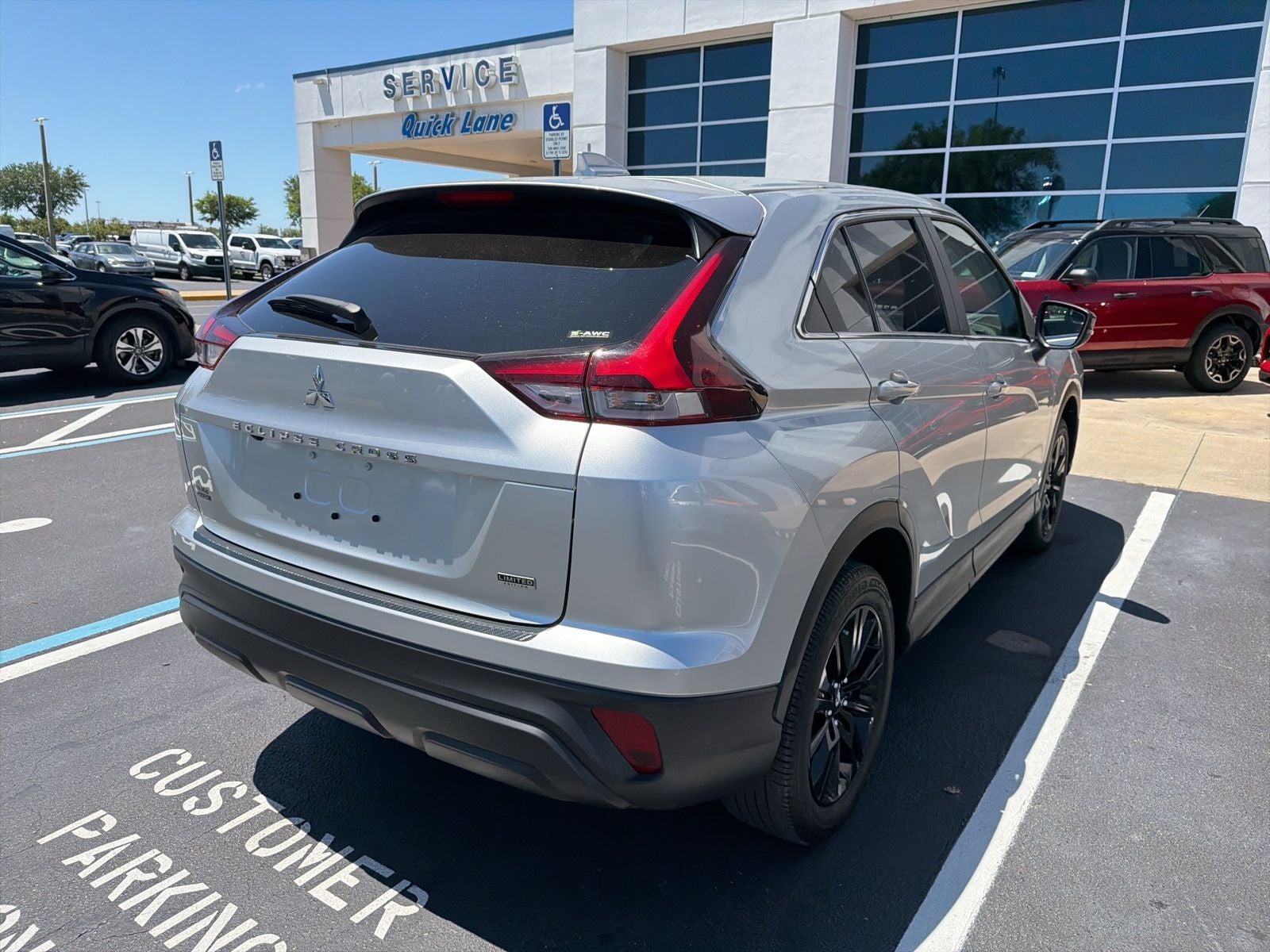 2025 Mitsubishi Eclipse Cross LE