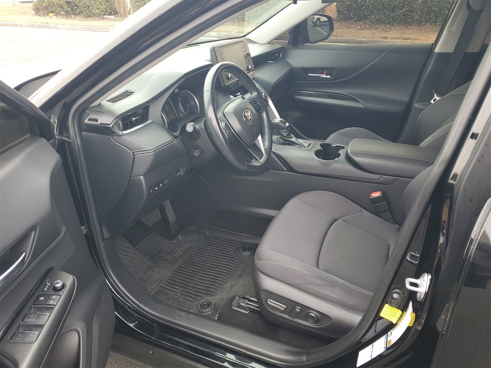 2022 Toyota Venza LE