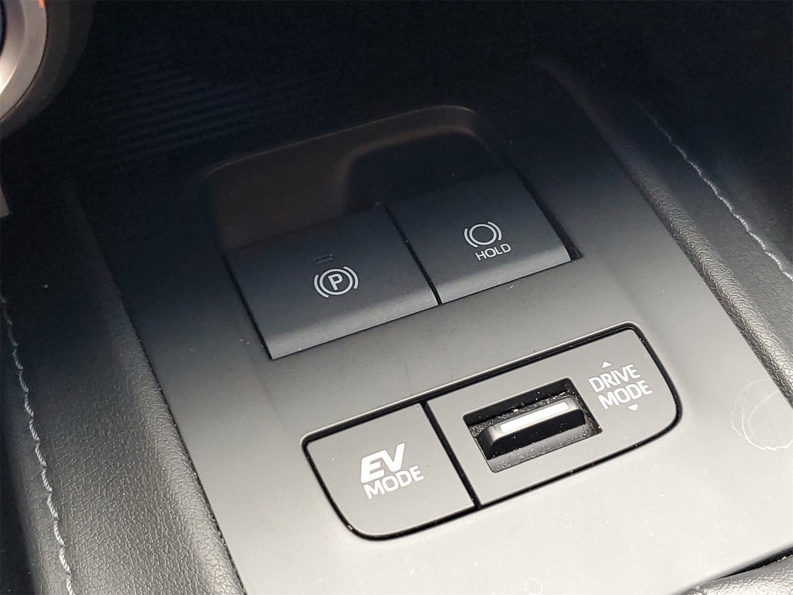 2022 Toyota Venza LE