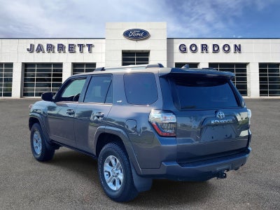 2022 Toyota 4Runner SR5
