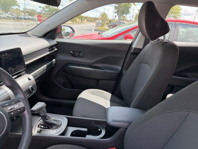 2025 Hyundai Kona SE