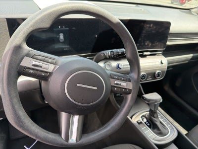 2025 Hyundai Kona SE