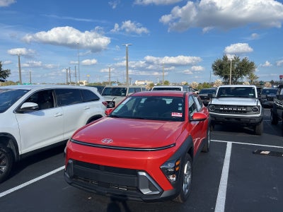 2025 Hyundai Kona SE