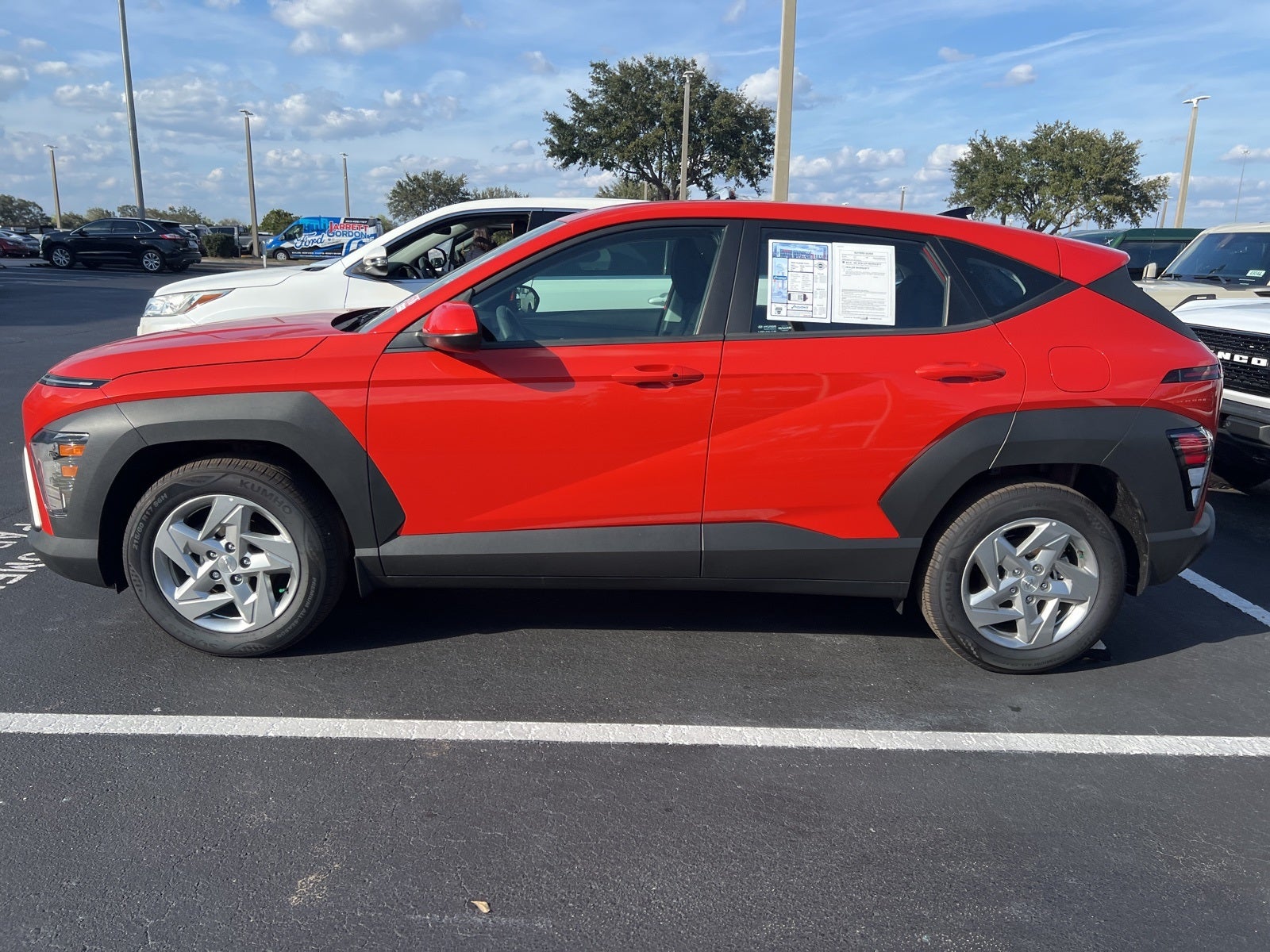 2025 Hyundai Kona SE